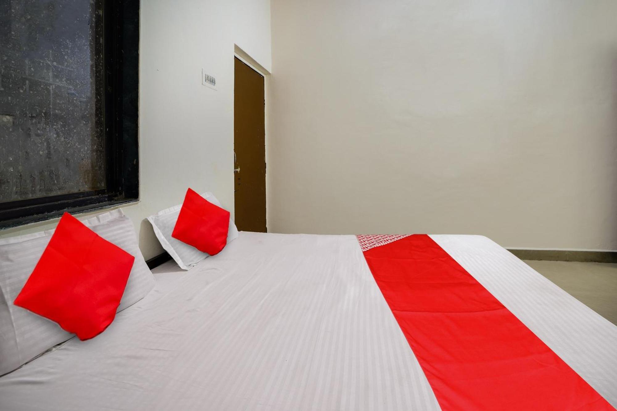 Oyo Flagship Hotel The Grand Lotus Aurangābād Esterno foto